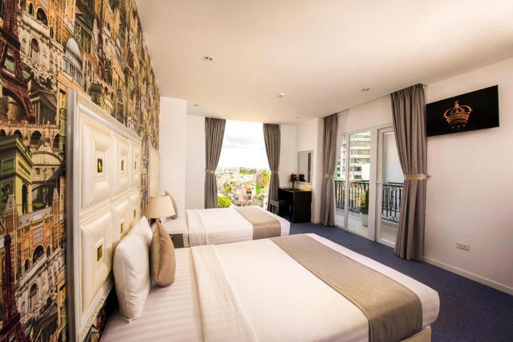 Golden Crown Hotel Saigon Ho Chi Minh City Exterior photo