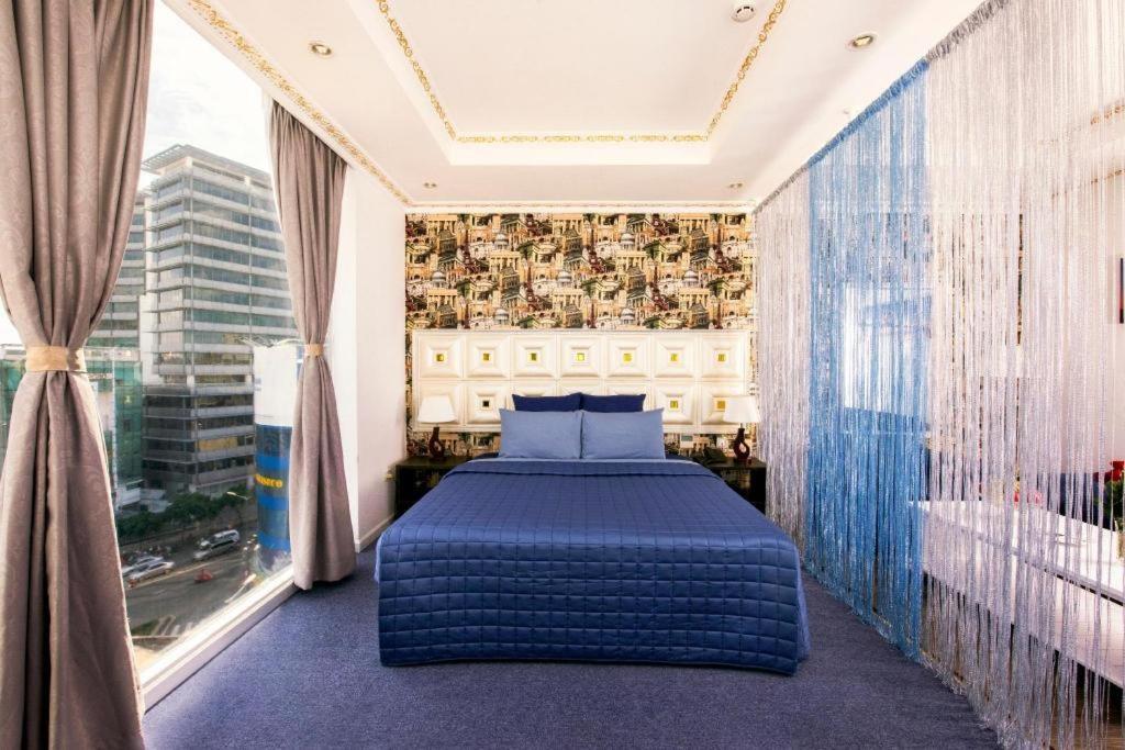 Golden Crown Hotel Saigon Ho Chi Minh City Exterior photo
